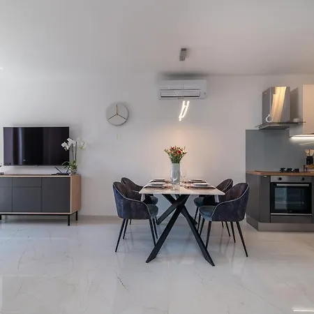 Infinity Apartment